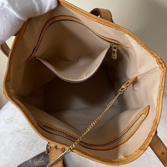 LOUIS VUITTON bucket tote monogram in GM with pouch - Picture 12 of 17